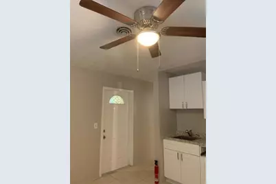 4250 NW 21st Ave, Fort Lauderdale, FL 33309 - Photo 4