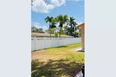 236 SW 7th St, Dania Beach, FL 33004 - Photo 6