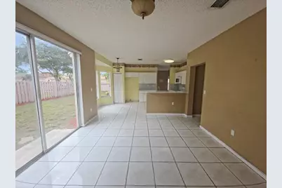 14422 N Royal Cove Cir, Davie, FL 33325 - Photo 14