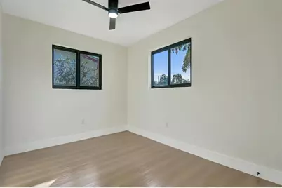 2331  Nassau Dr, Miramar, FL 33023 - Photo 20
