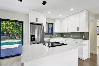 2331  Nassau Dr, Miramar, FL 33023 - Photo 14