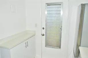 4770 NW 10th Ct, Plantation, FL 33313 - Photo 6