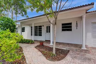 1801 NE 23rd Ave, Fort Lauderdale, FL 33305 - Photo 8