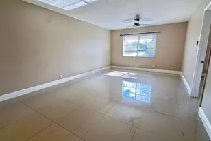 12 NE 19th Ct, Wilton Manors, FL 33305 - Photo 2