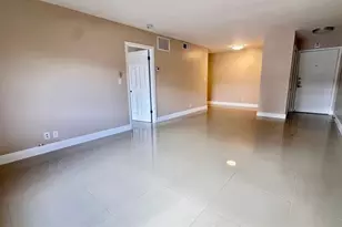 12 NE 19th Ct, Wilton Manors, FL 33305 - Photo 4