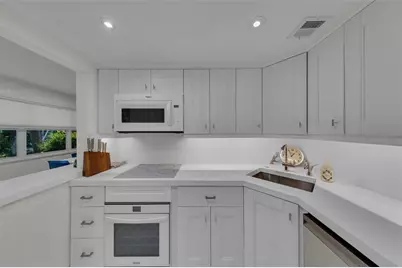 238  Hibiscus Ave, Unit #119, Lauderdale by the Sea, FL 33308 - Photo 12