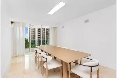 20201 E Country Club Dr, Unit #706, Aventura, FL 33180 - Photo 34