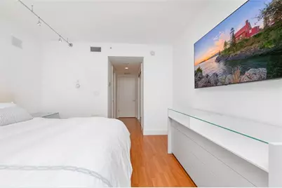 20201 E Country Club Dr, Unit #706, Aventura, FL 33180 - Photo 44