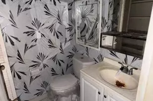 5300 Washington St Unit #J 118, Hollywood, FL 33021 - Photo 6