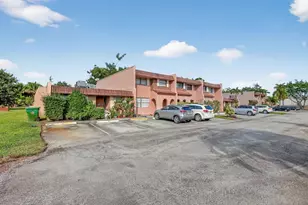 16 Toledo Ct, Davie, FL 33324 - Photo 48