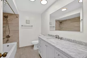 16 Toledo Ct, Davie, FL 33324 - Photo 32