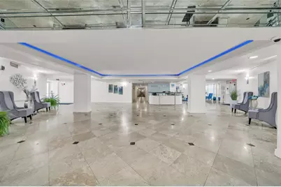 1000  Parkview Dr, Unit #925(Available Now), Hallandale Beach, FL 33009 - Photo 20