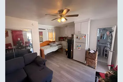 126 SE 10th St, Hallandale Beach, FL 33009 - Photo 2