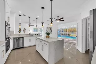 13702 NW 10th Ct, Pembroke Pines, FL 33028 - Photo 18