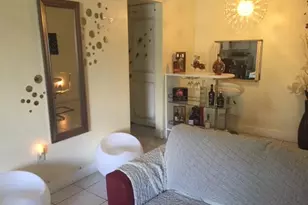 1715 NE Miami Gardens Dr, Miami, FL 33179 - Photo 4