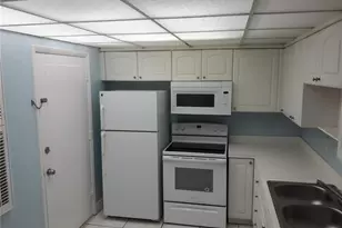 [Address not provided], North Miami Beach, FL 33179 - Photo 8