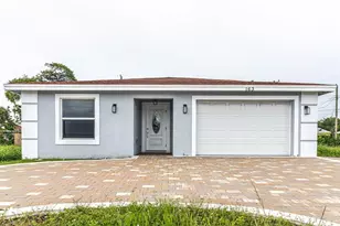 163 W Blue Heron Blvd, Riviera Beach, FL 33404 - Photo 2