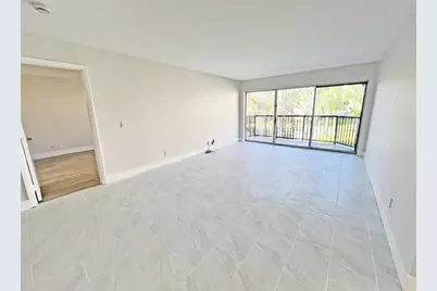 9055  Wiles Rd, Unit #208, Coral Springs, FL 33067 - Photo 8