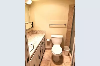 1152  Circle Dr, Unit #D, Delray Beach, FL 33445 - Photo 12