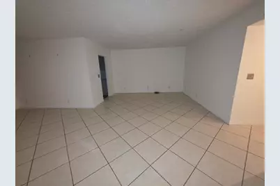 5073  Lakefront Blvd, Unit #C, Delray Beach, FL 33484 - Photo 8