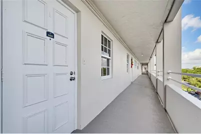 575  Oaks Ln, Unit #608, Pompano Beach, FL 33069 - Photo 20