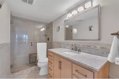 390 N Federal Hwy, Unit #206, Deerfield Beach, FL 33441 - Photo 8