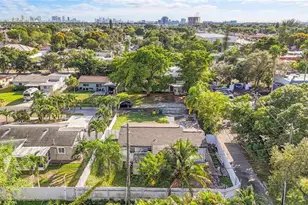 29 SE 8th St, Dania Beach, FL 33004 - Photo 30