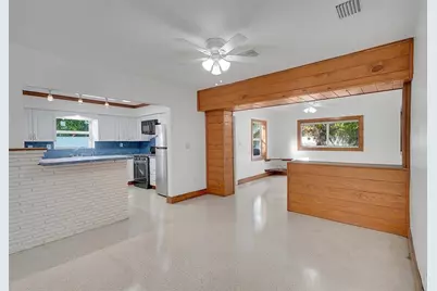 29 SE 8th St, Dania Beach, FL 33004 - Photo 12