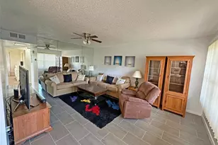 543 Mansfield M, Boca Raton, FL 33434 - Photo 2