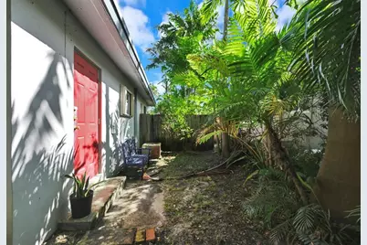 2204 NW 3rd Ave, Wilton Manors, FL 33311 - Photo 48