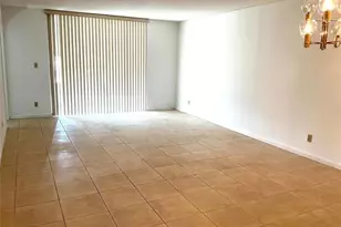 9481 Sunrise Lakes Blvd, Sunrise, FL 33322 - Photo 6