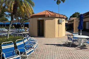 9481 Sunrise Lakes Blvd, Sunrise, FL 33322 - Photo 38