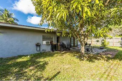 1610 SW 68th Ter, North Lauderdale, FL 33068 - Photo 42