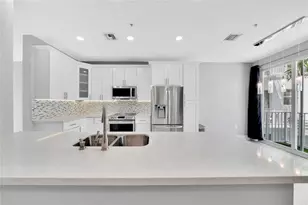 2725 NE 8th Ave, Wilton Manors, FL 33334 - Photo 20