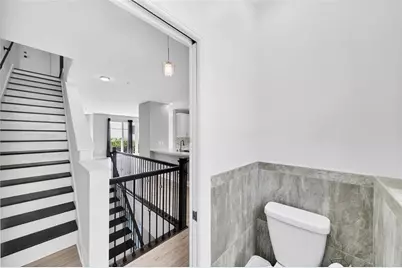 2725 NE 8 Ave, Unit #113, Wilton Manors, FL 33334 - Photo 32