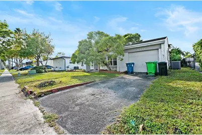 4351 NW 115th Ter, Sunrise, FL 33323 - Photo 2