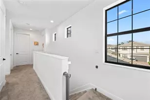 8560 NW 39th Ct, Coral Springs, FL 33065 - Photo 28