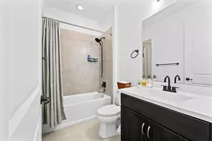 8560 NW 39th Ct, Coral Springs, FL 33065 - Photo 46