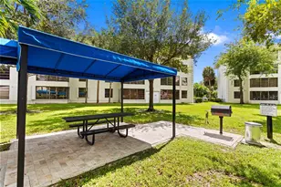 1719 Whitehall Dr, Davie, FL 33324 - Photo 46