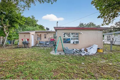 1525 NW 14th Ct, Fort Lauderdale, FL 33311 - Photo 36