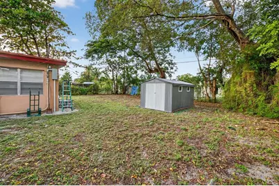 1525 NW 14th Ct, Fort Lauderdale, FL 33311 - Photo 40