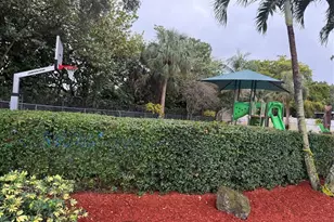 405 Sunshine Dr, Coconut Creek, FL 33066 - Photo 2