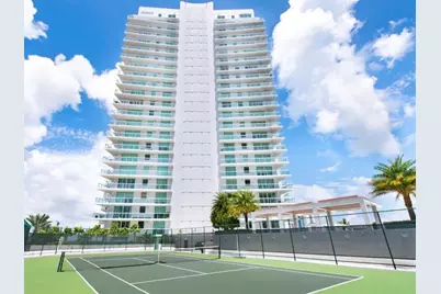 10  Venetian Way, Unit #502, Miami Beach, FL 33139 - Photo 2