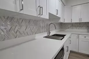 8571 NW 16th St, Pembroke Pines, FL 33024 - Photo 8