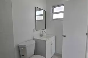 8571 NW 16th St, Pembroke Pines, FL 33024 - Photo 18