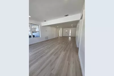 8571 NW 16th St, Pembroke Pines, FL 33024 - Photo 14