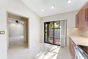 3346 Carambola Cir, Coconut Creek, FL 33066 - Photo 10