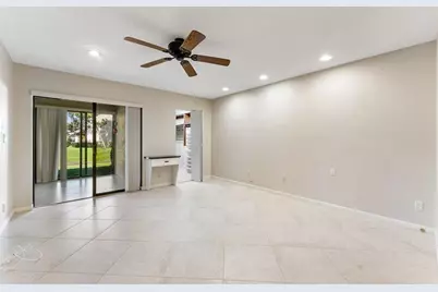 3346  Carambola Cir S, Unit #2507, Coconut Creek, FL 33066 - Photo 14