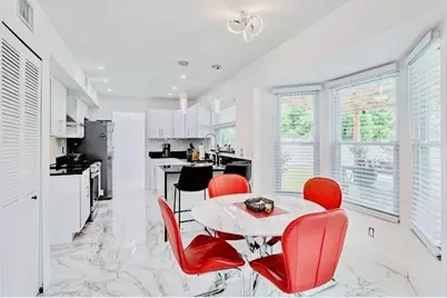 128 N Royal Pine Circle, Royal Palm Beach, FL 33411 - Photo 6