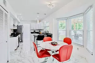 128 N Royal Pine Cir N, Royal Palm Beach, FL 33411 - Photo 6